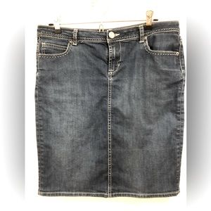 Zara jean skirt, 10